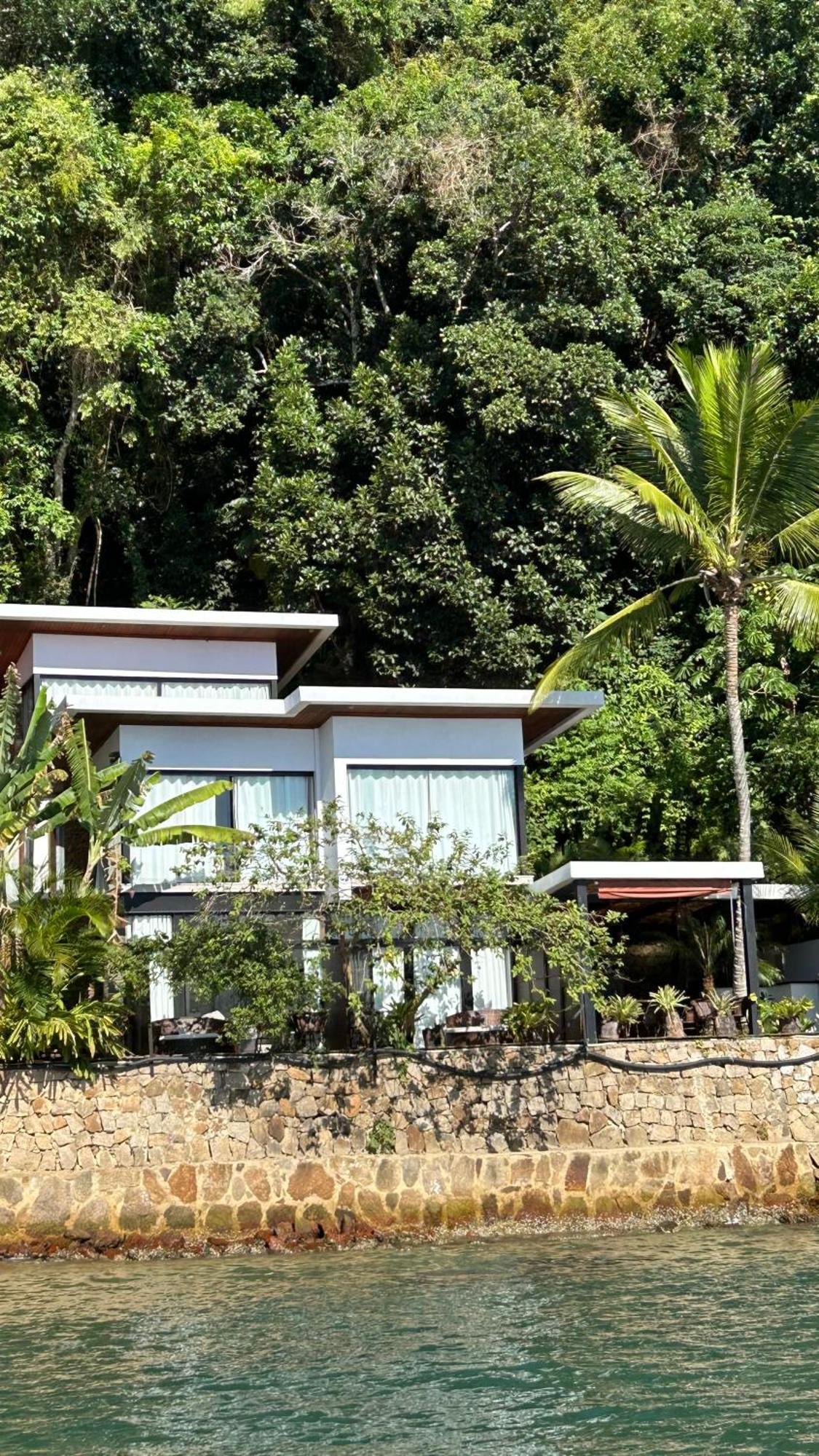 Pedro Rei Hospedagem Vila do Abraao Bagian luar foto