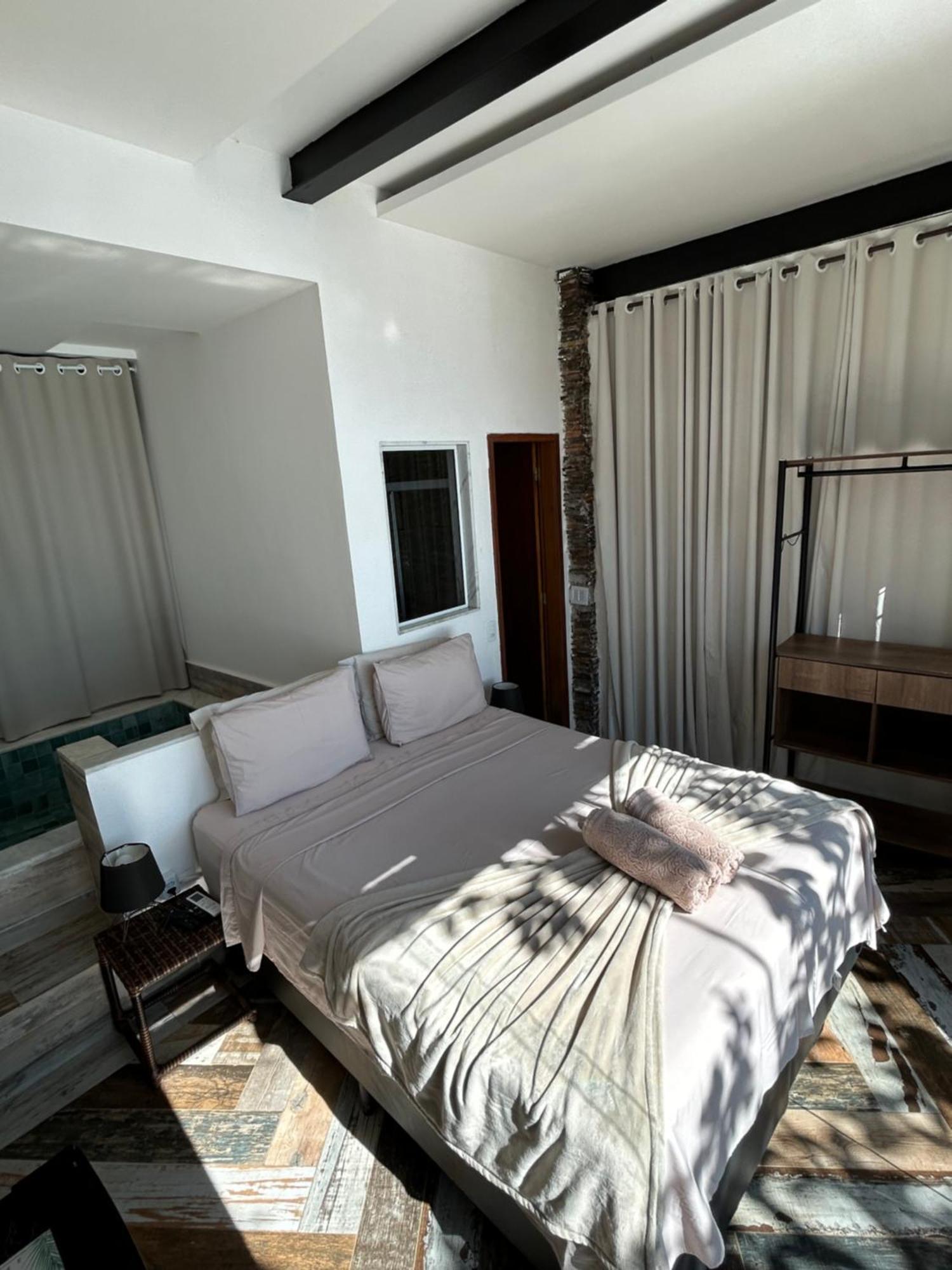 Pedro Rei Hospedagem Vila do Abraao Bagian luar foto